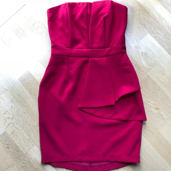 Adelyn Rae Strapless Dress - Picture 4 of 6